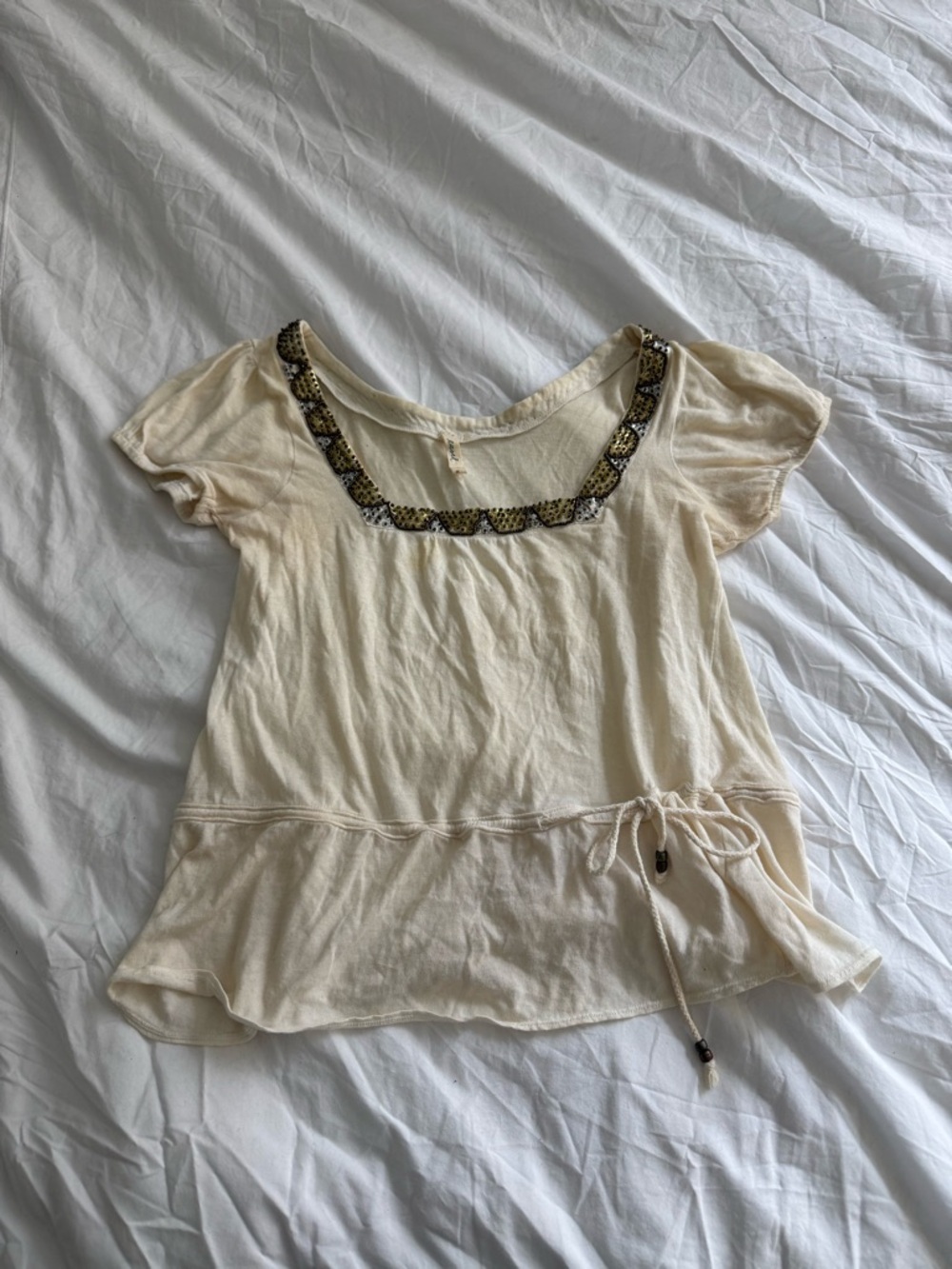 Easel sequin embroidered Top